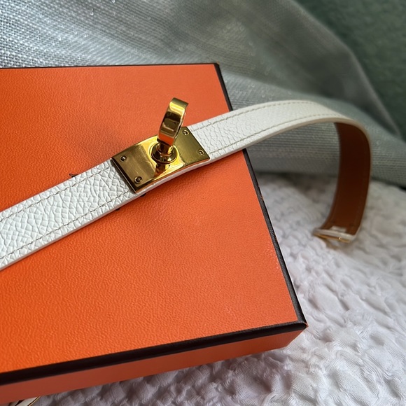 Mini Kelly Double Tour Bracelet - Picture 6 of 6